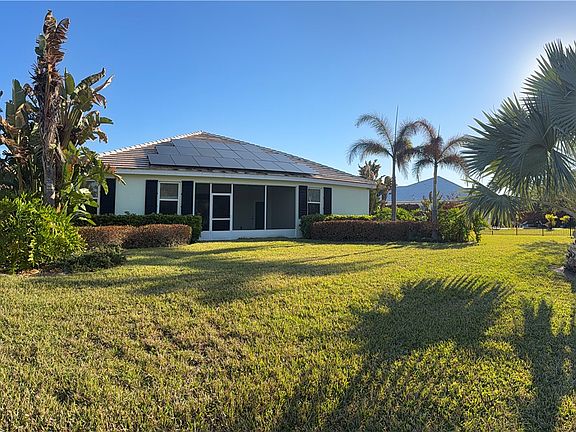 2nd image of 2569 Saint Lucia Cir