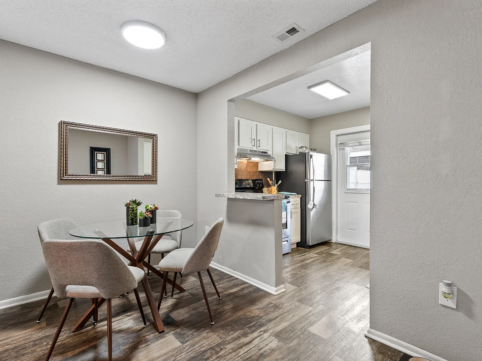 Villas at Deer Park Apartments — Photo 2