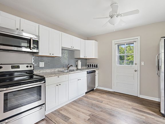 5th image of 5424 Oakmont Cir