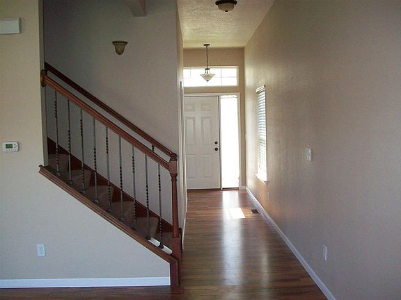 2nd image of 1817 Sara Ct