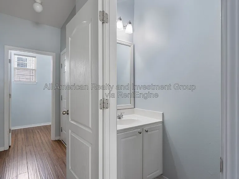 406 Peoria Blvd — Photo 11