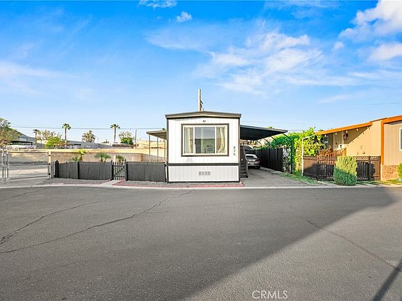 4th image of 3825 Crestmore Rd #3825