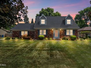 2115 Thornapple Dr, Toledo, OH 43614