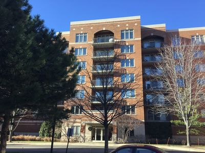 390 S Western Ave, Chicago, IL, 60016