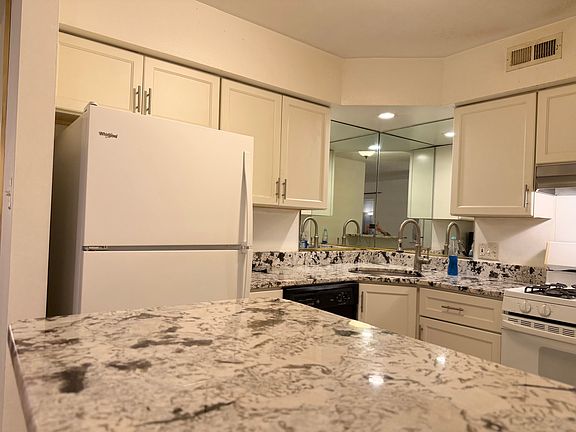 5th image of 46 Buttonwood Rd