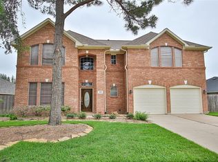 8214 Summer Reef Dr, Houston, TX 77095