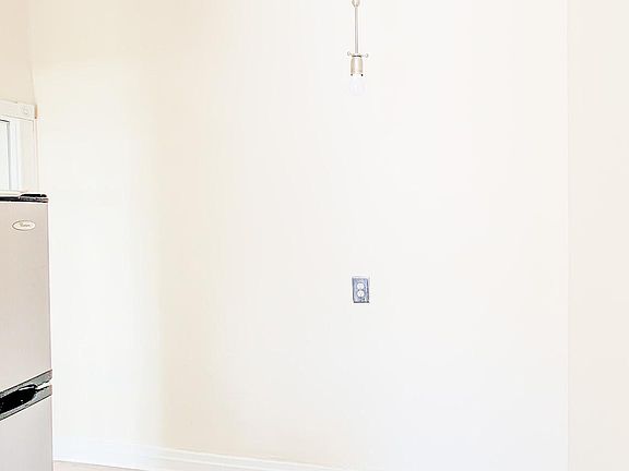 4th image of 4400 N Magnolia Ave #309