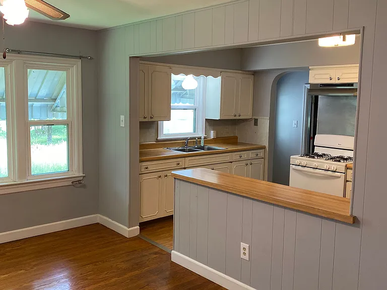 1331 Perryville Rd — Photo 4