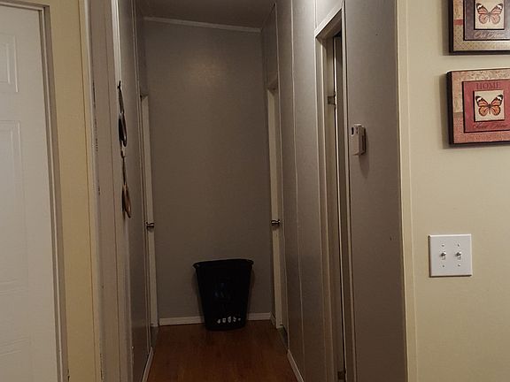 3rd image of 4871 Huffy Ct