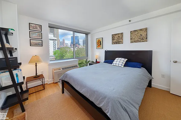 Rented by Brown Harris Stevens | media 22