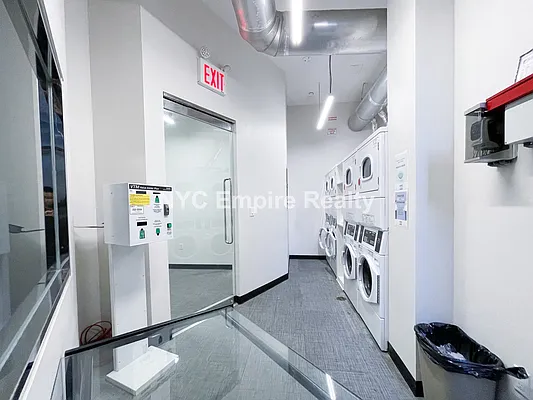 Rented by NYC Empire Realty Inc | media 3