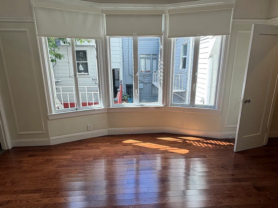 1575 Broadway #3