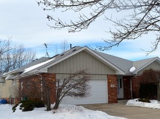 713 N Glenmore St, Lockport, IL 60441
