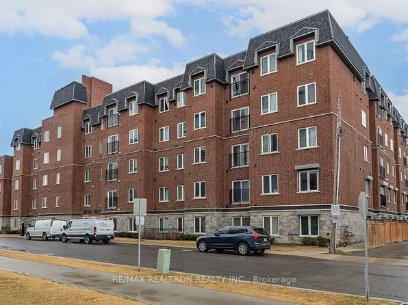 501 Frontenac St #507, Kingston, ON K7K 4L9