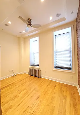 Rented by Compass | media 21