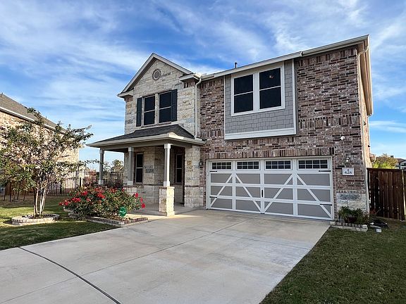 3rd image of 628 Lady Swiss Ln