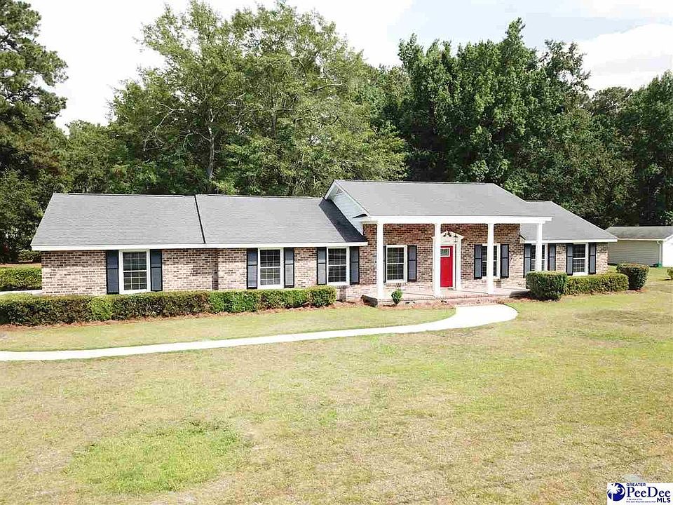 1st image of 1612 Woods Dr