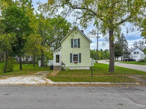 200 W Perry St, Durand, MI 48429