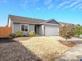162 E Joy St, Lebanon, OR 97355