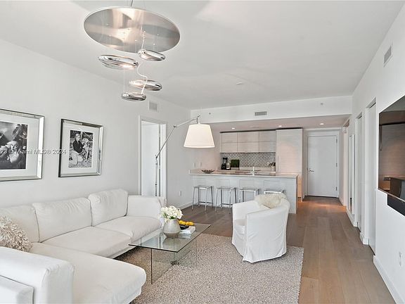 4th image of 1300 S Miami Ave #2402