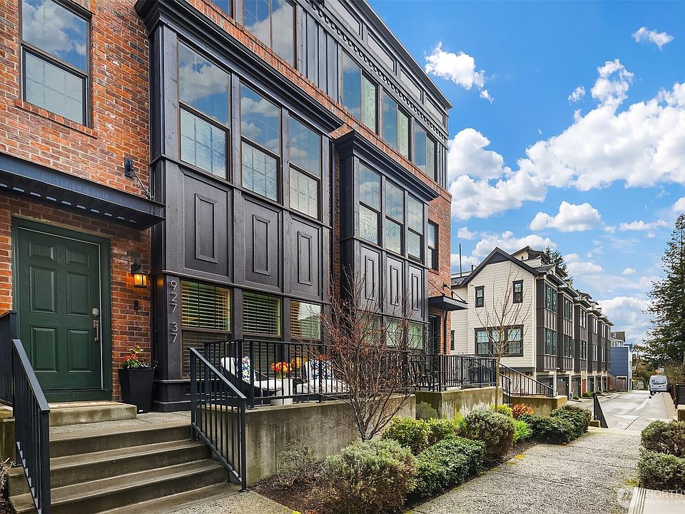 1st image of 927 W McGraw Street #37