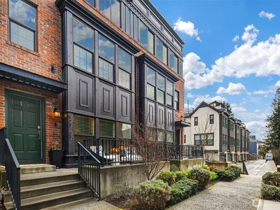 927 W McGraw Street #37, Seattle, WA, 98119