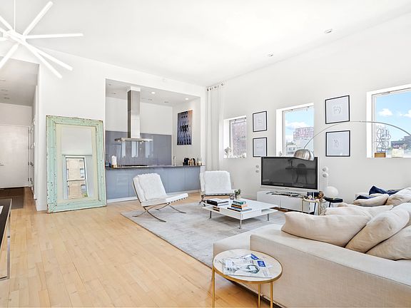 2nd image of 420 W 25th St APT 8A