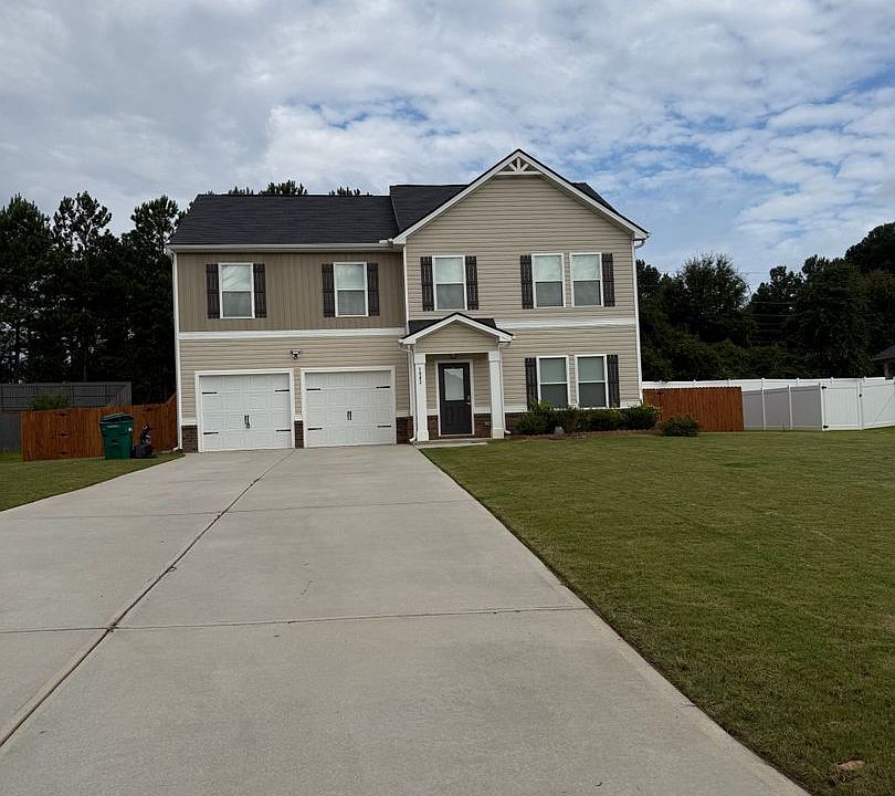 1st image of 1002 Clydes Way
