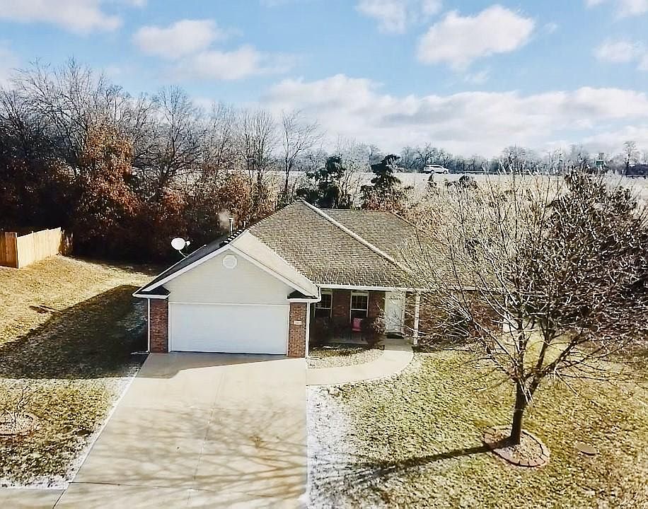 1st image of 2804 Waynesboro Dr