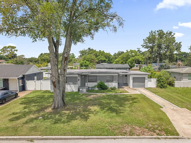 1604 Margate Ave — Photo 3