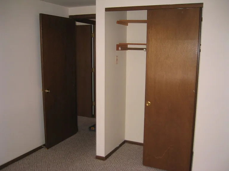 1526 Kenilworth Ct — Photo 16