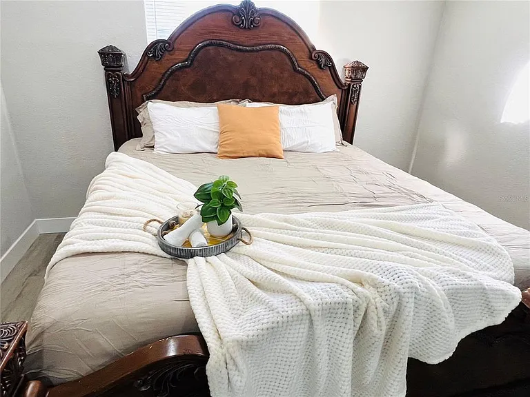 10341 Kumquat Ln — Photo 4