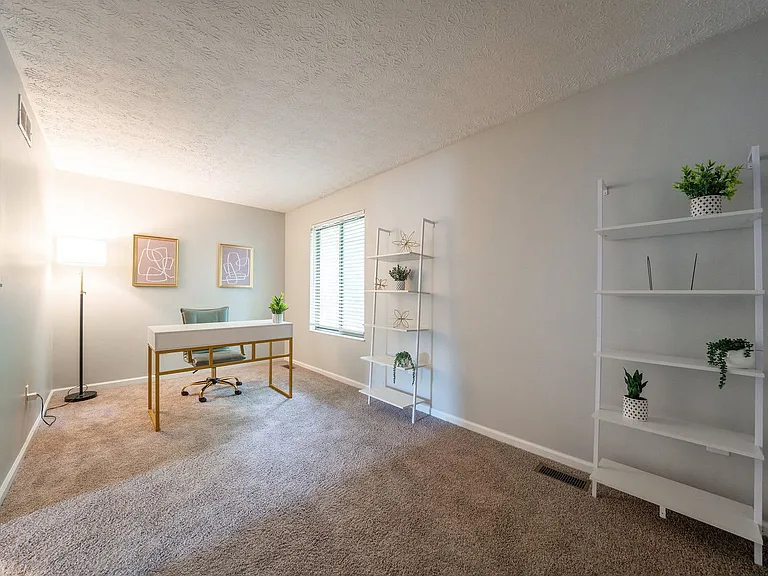 3085-3194 Griggsview Court — Photo 45