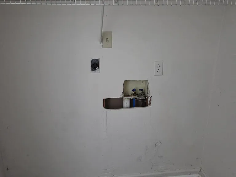 1000 Heathcliff Dr #1 — Photo 6