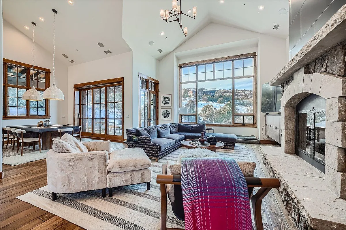 Building Photo - 109 Juniper Trl