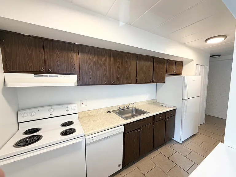 704 Orchard Ave #202 — Photo 5