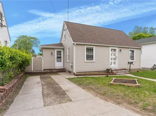 79 Arcadia St, Cranston, RI 02910