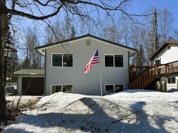 7010 Foothill Dr, Anchorage, AK 99504