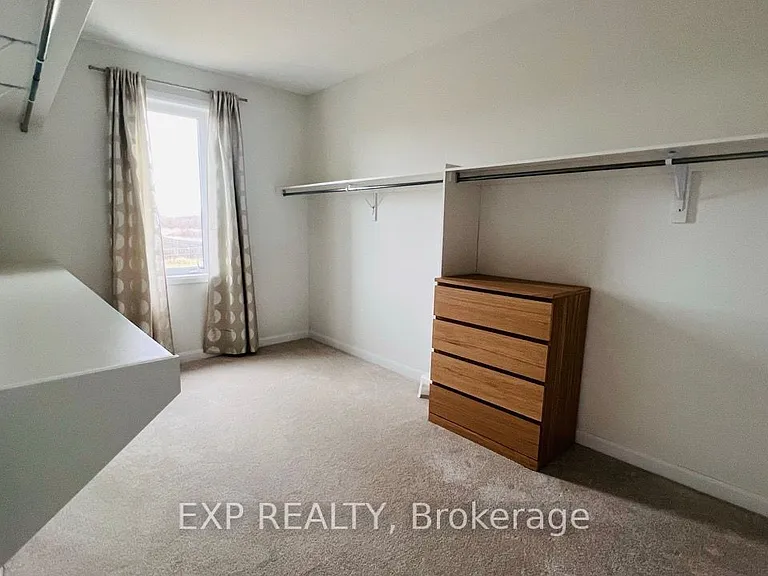 747 Coast Cir — Photo 25