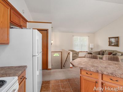 919 E Oak St, Greenville, MI, 48838