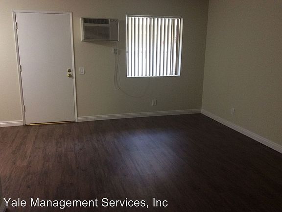 4th image of 8808 Darby Ave APT 201