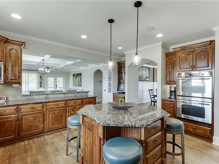4612 Grandview Pkwy — Photo 20