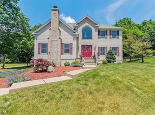1 Michele Ct, Wayne, NJ 07470