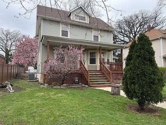 3rd image of 10228 S Prospect Ave
