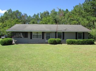 41 Reynolds Ln, Blakely, GA 39823