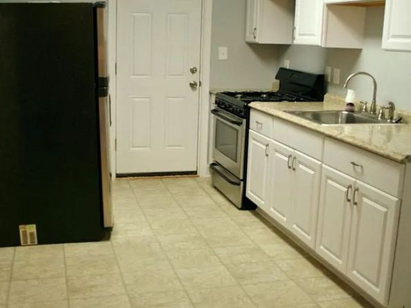 716 McCabe Ave #1