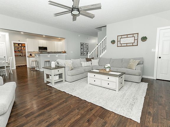 3rd image of 6440 E Coal Bluff Ct