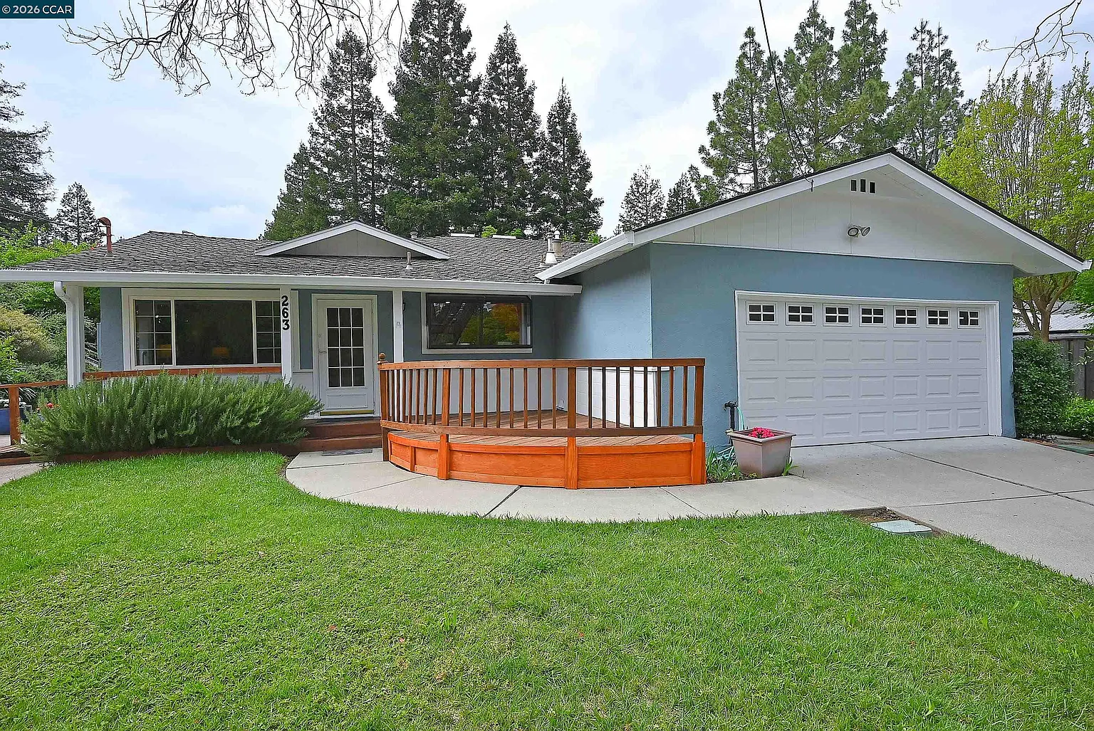 263 Croyden Dr photo 1