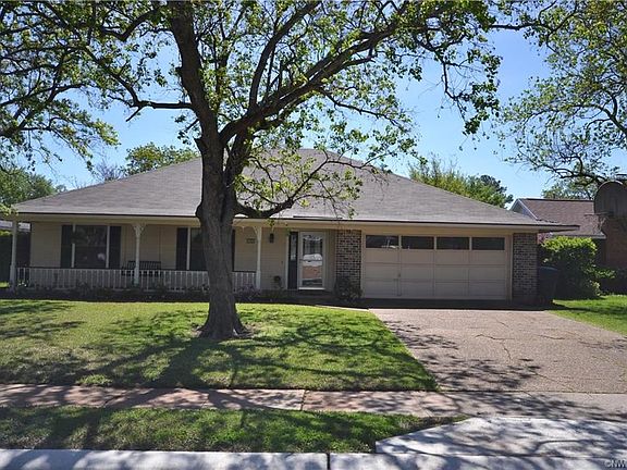 3rd image of 560 Northpark Dr