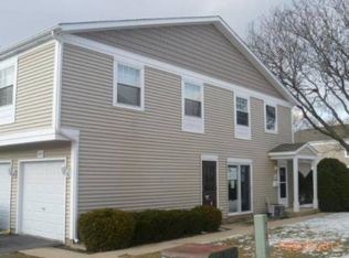 645 Gray Ct #87-B, Wheeling, IL 60090